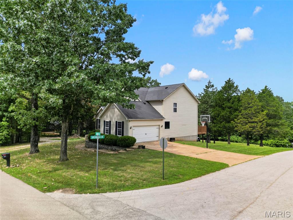 9543 Easy Street Property Photo 4