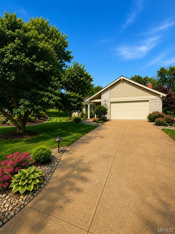 944 Ridgetree Lane Property Photo 1