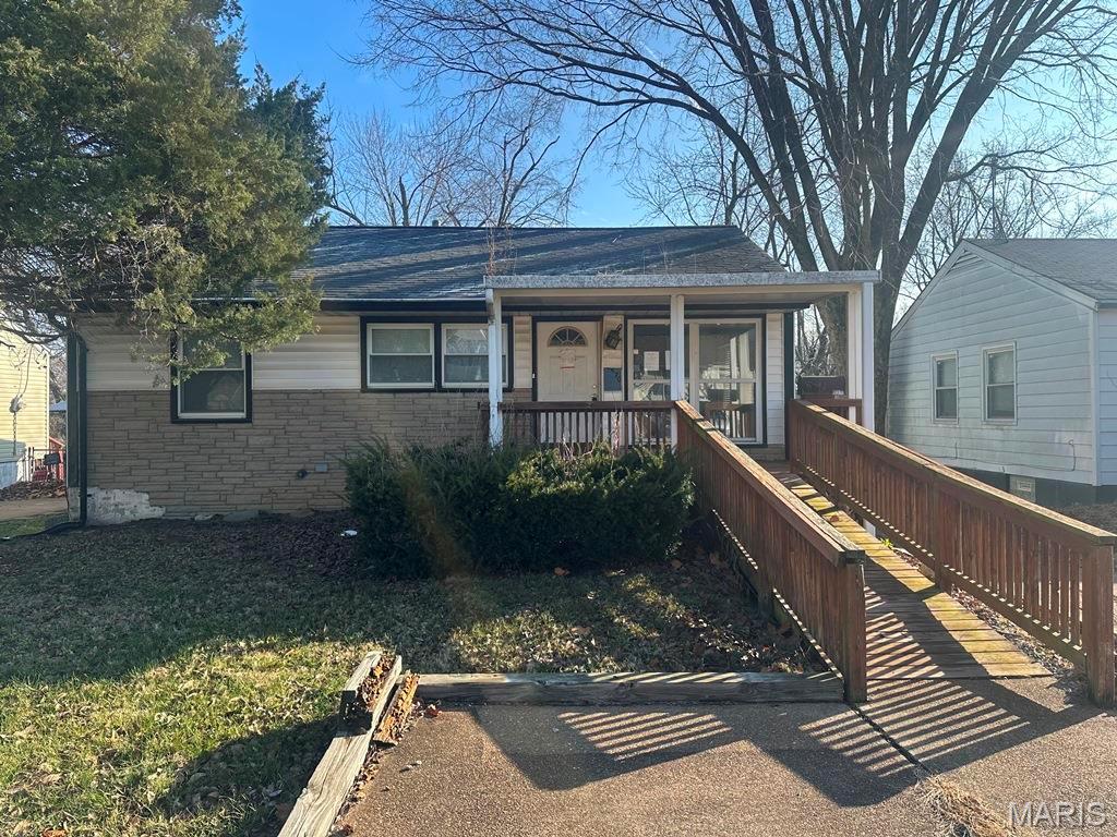 10370 Renfrew Drive Property Photo 1