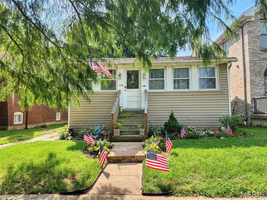 1129 Blendon Place Property Photo 1