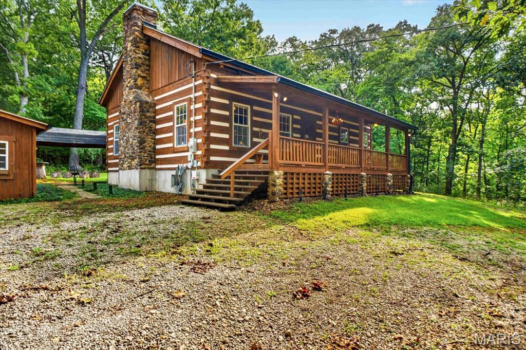6195 N Lakeshore Drive Property Photo 4