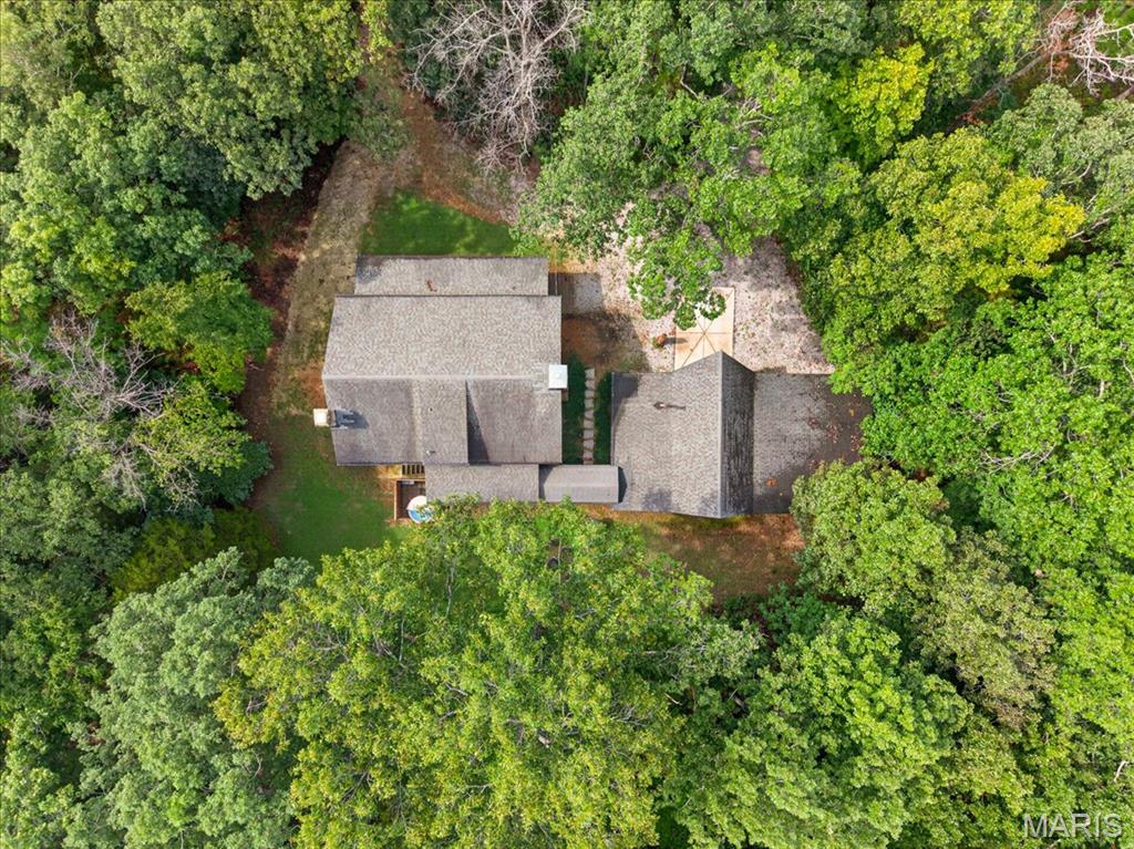 6195 N Lakeshore Drive Property Photo 5
