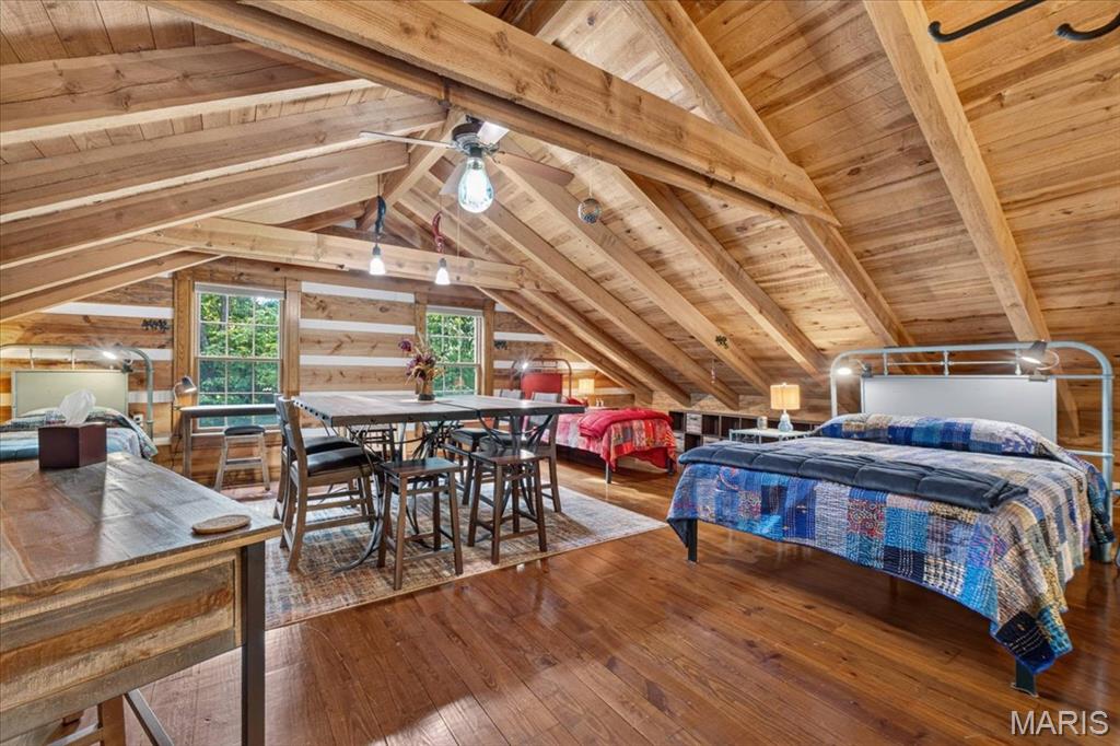 6195 N Lakeshore Drive Property Photo 23