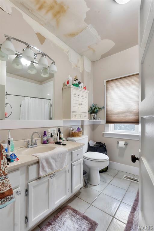 12 N West End Boulevard Property Photo 14