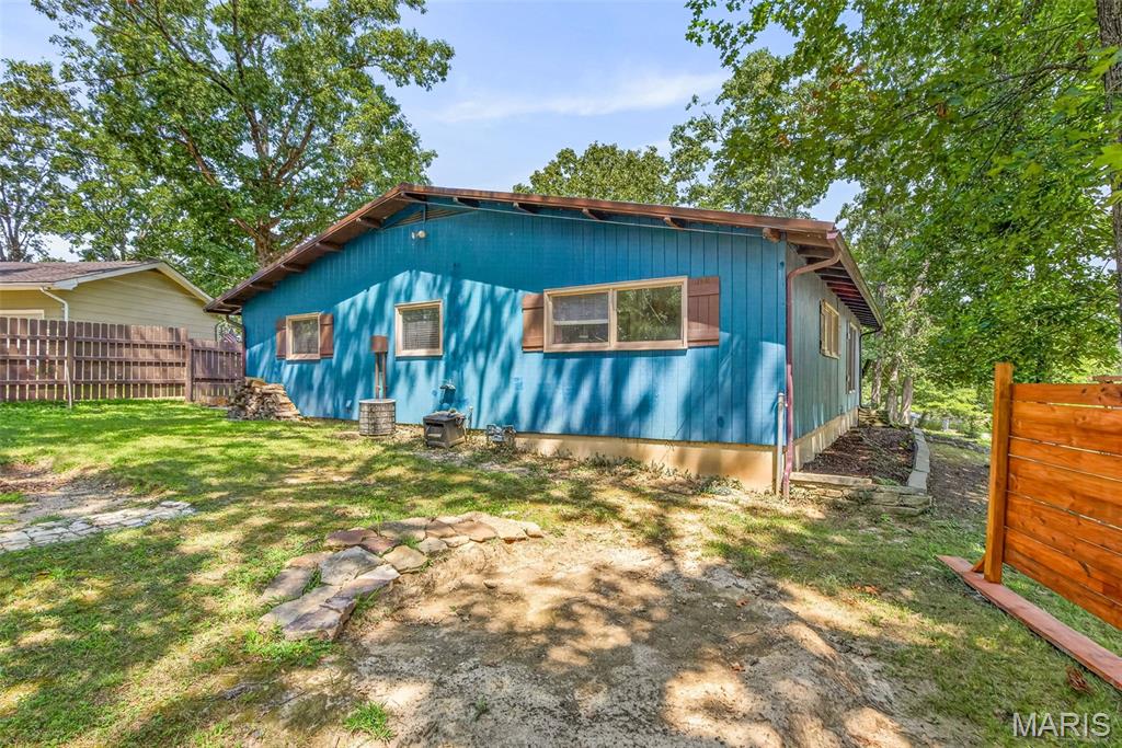 1251 S Deer Trail Property Photo 4