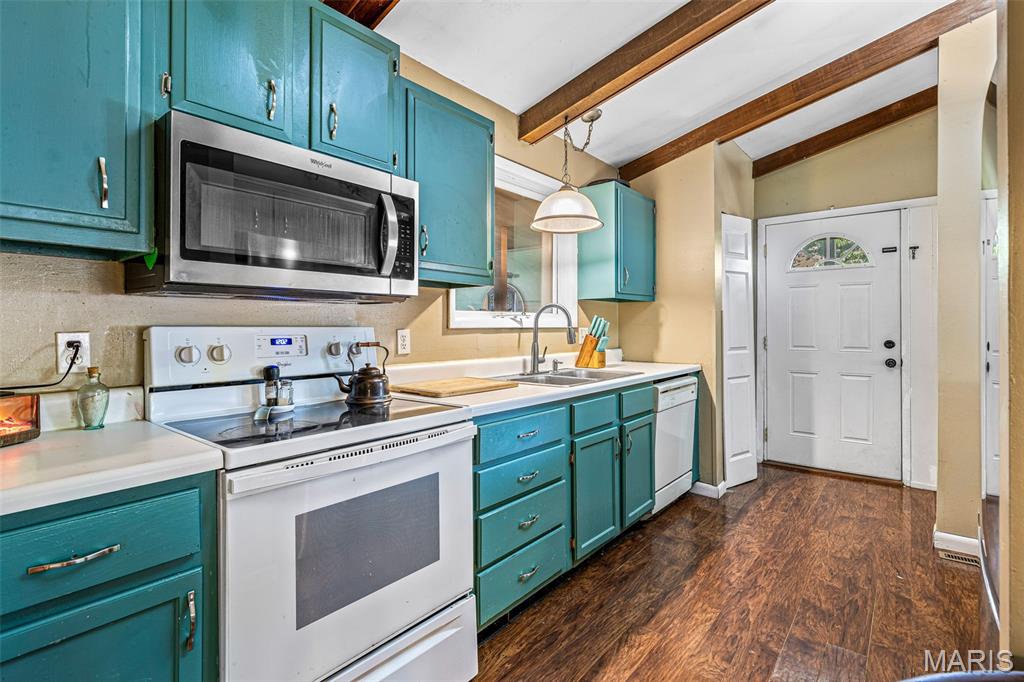 1251 S Deer Trail Property Photo 15