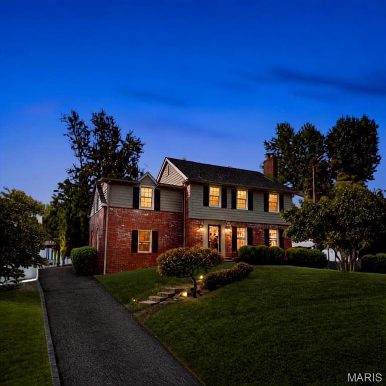 12 Beverly Drive Property Photo 2