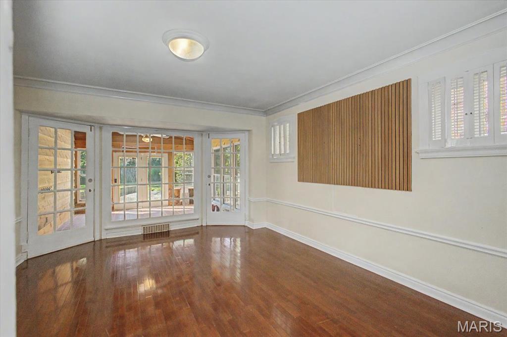 12 Beverly Drive Property Photo 11