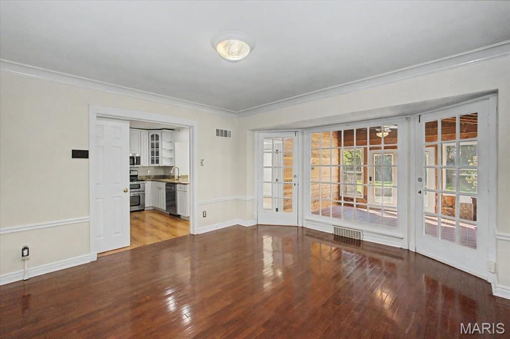 12 Beverly Drive Property Photo 12