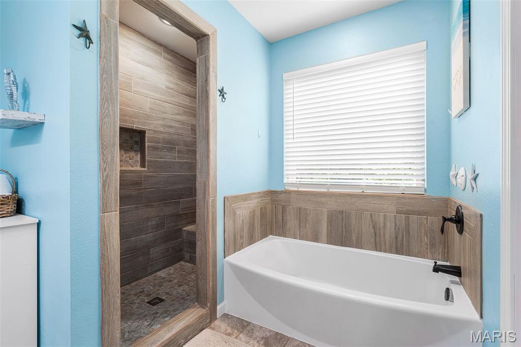 10341 Buck Run Dr Property Photo 32