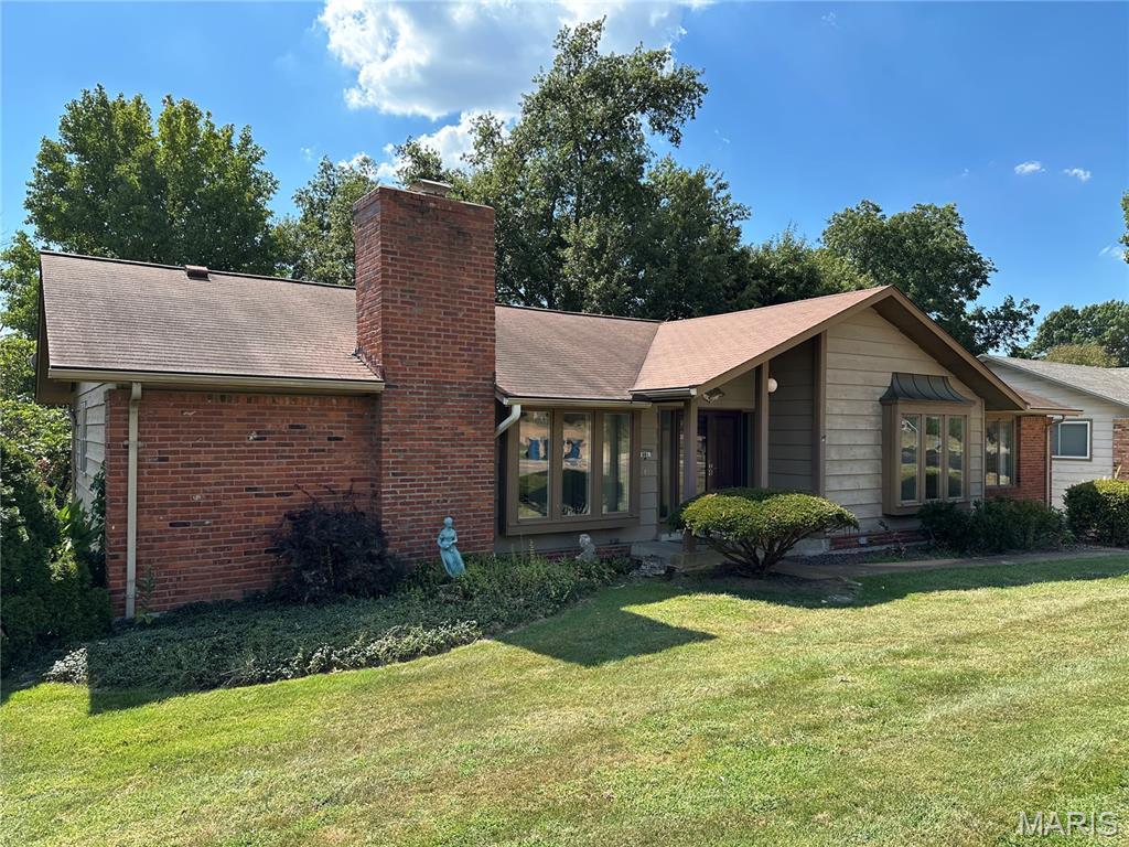 681 Henry Avenue Property Photo 1