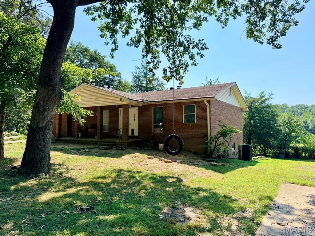 1512 County Road 421 Property Photo 1