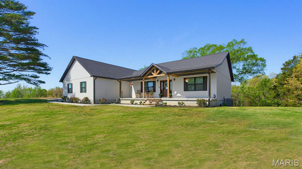 16987 County Road 470 Property Photo 1