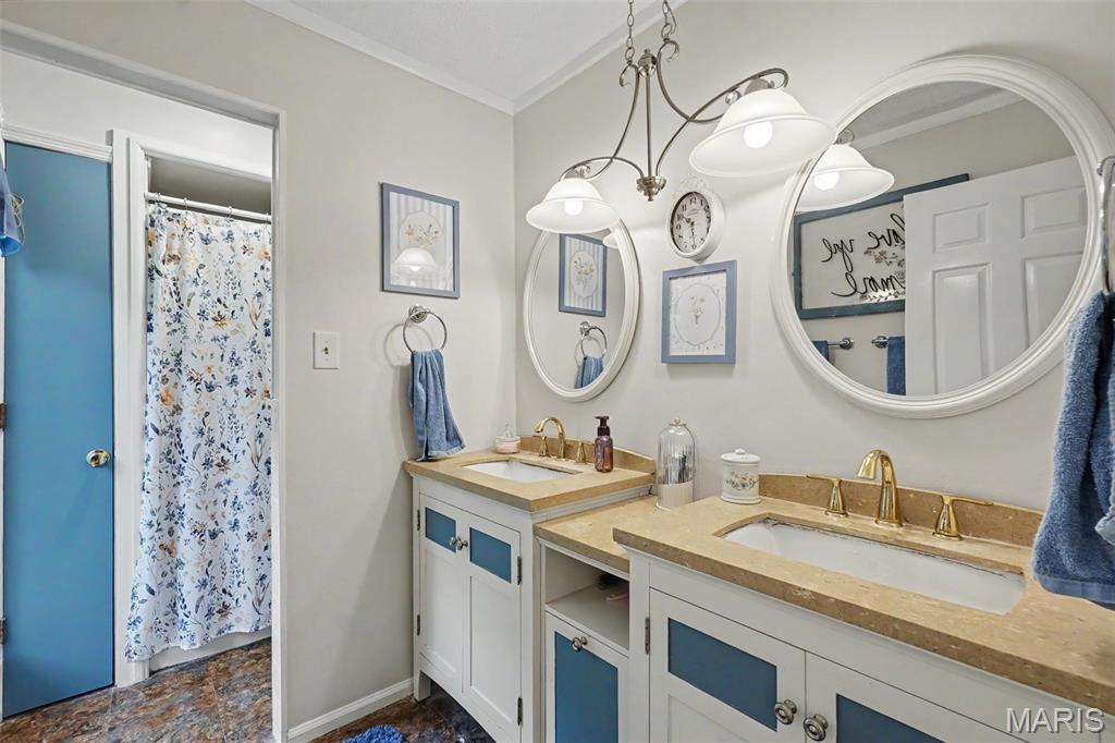 20983 Highlands Property Photo 14
