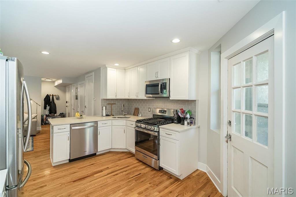 7537 Buckingham Drive Property Photo 8