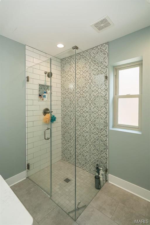 7537 Buckingham Drive Property Photo 11