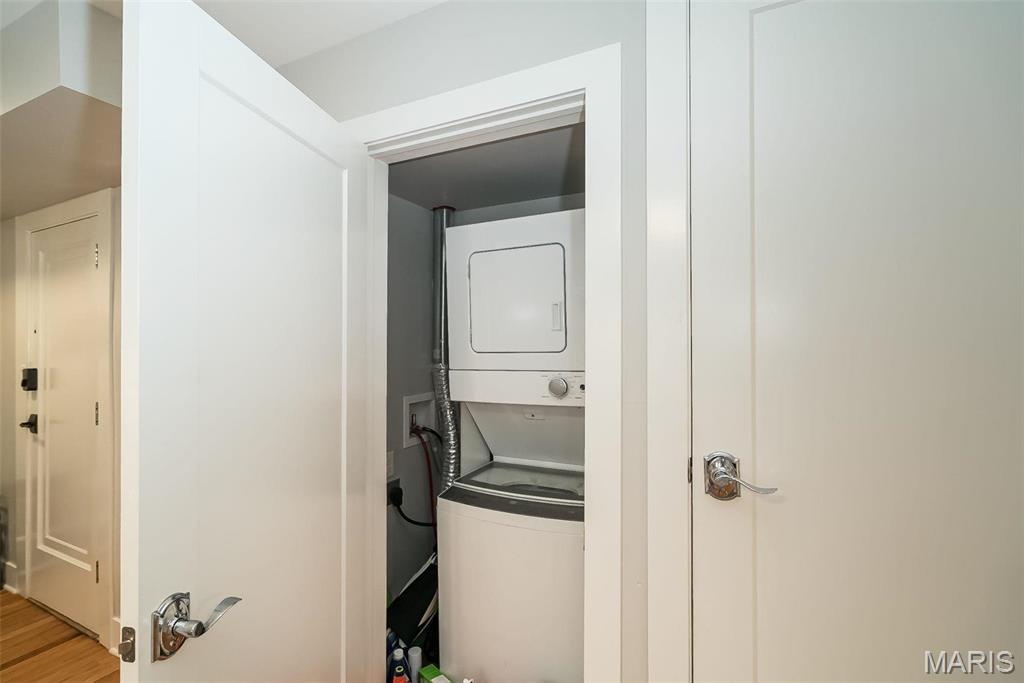 7537 Buckingham Drive Property Photo 19