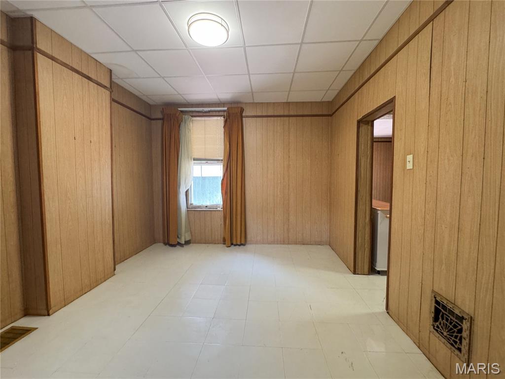 4950 Hummelsheim Avenue Property Photo 17