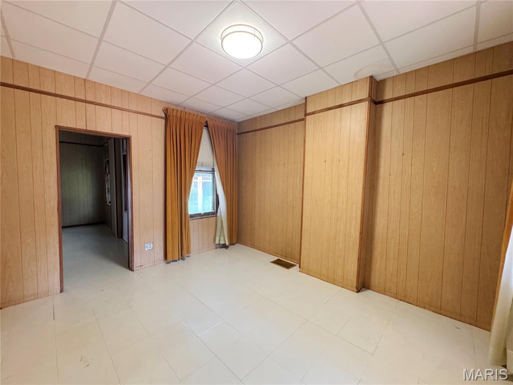 4950 Hummelsheim Avenue Property Photo 18