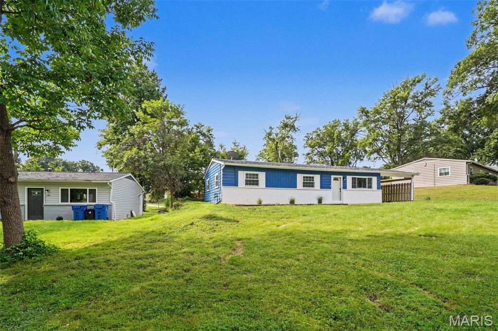283 Ramsey Lane Property Photo 3