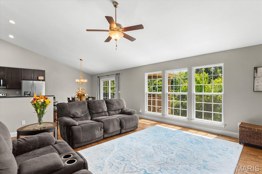 804 Autumn Rise Lane Property Photo 16