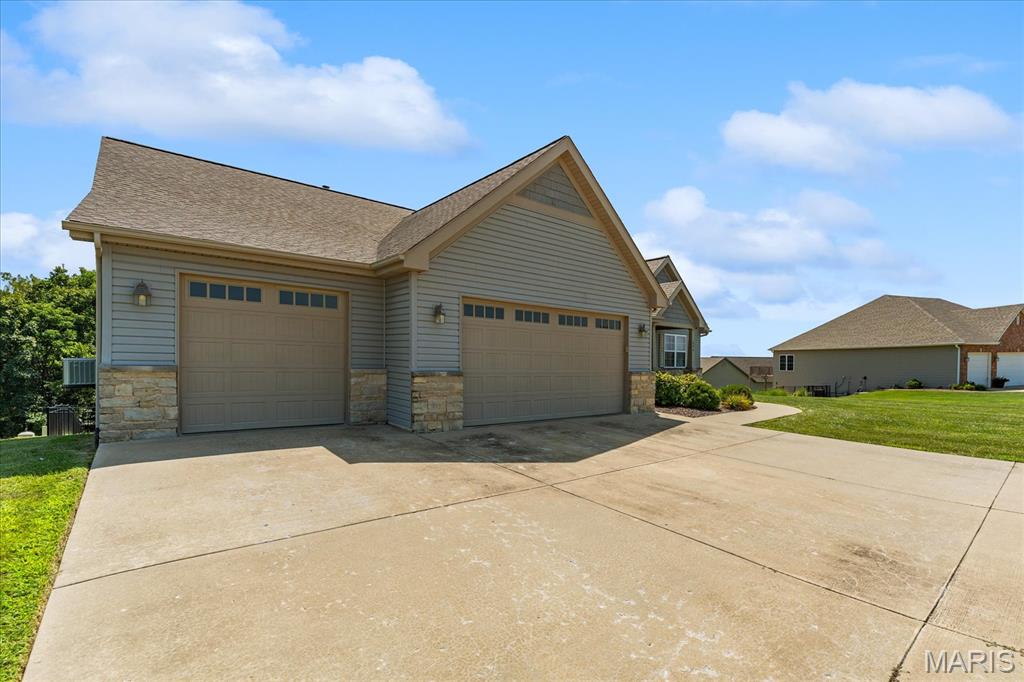 804 Autumn Rise Lane Property Photo 43