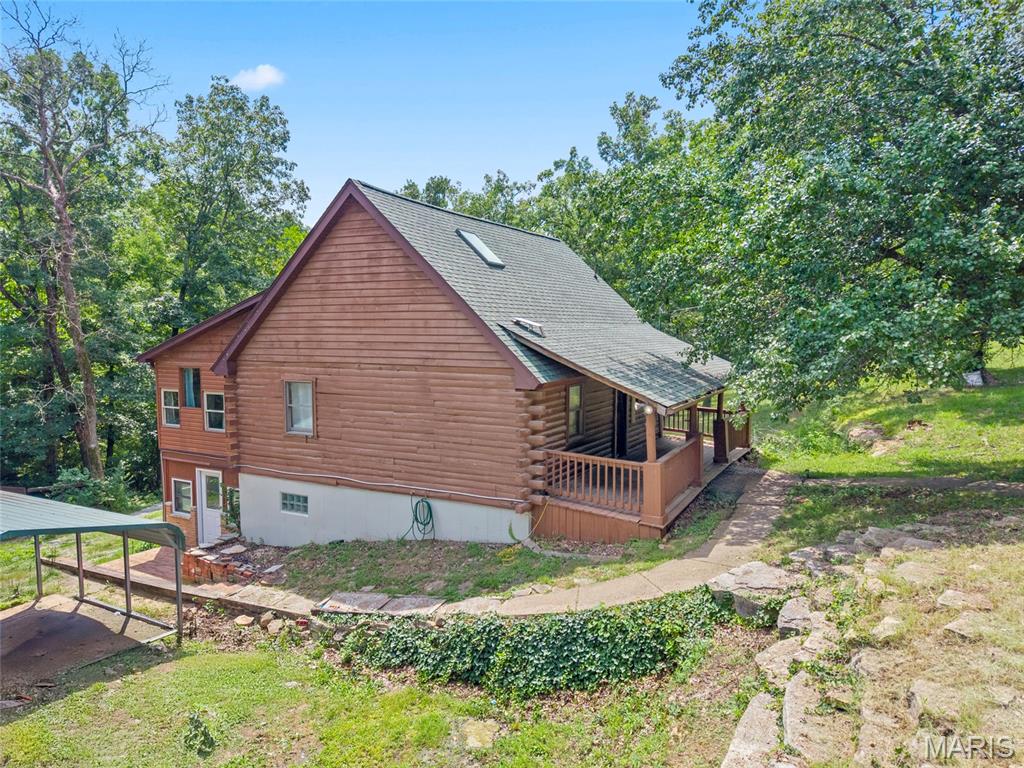 6412 Walnut Drive Property Photo 6