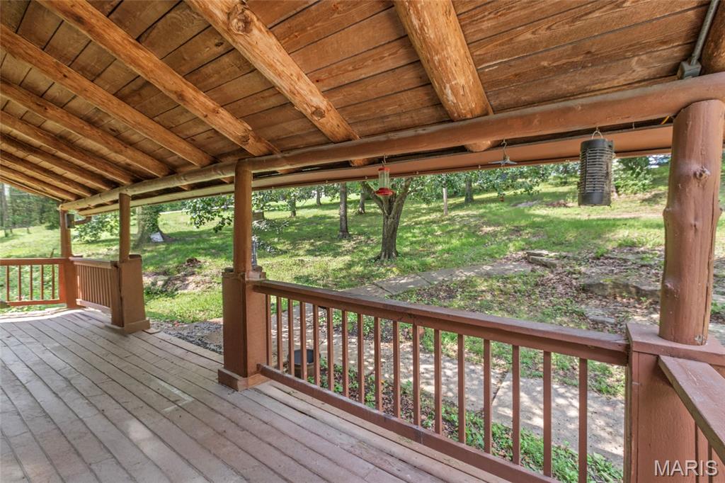 6412 Walnut Drive Property Photo 8