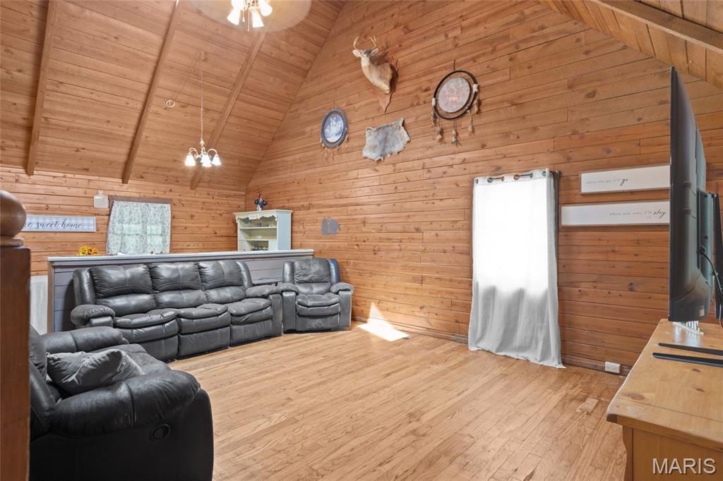 6412 Walnut Drive Property Photo 11