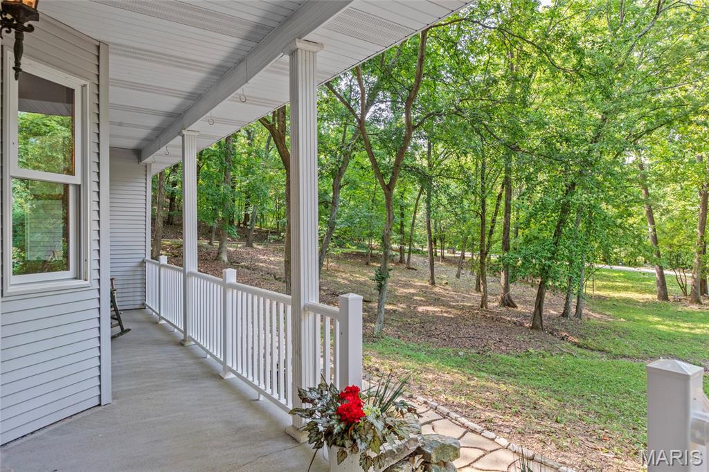 5002 Circle Drive Property Photo 5