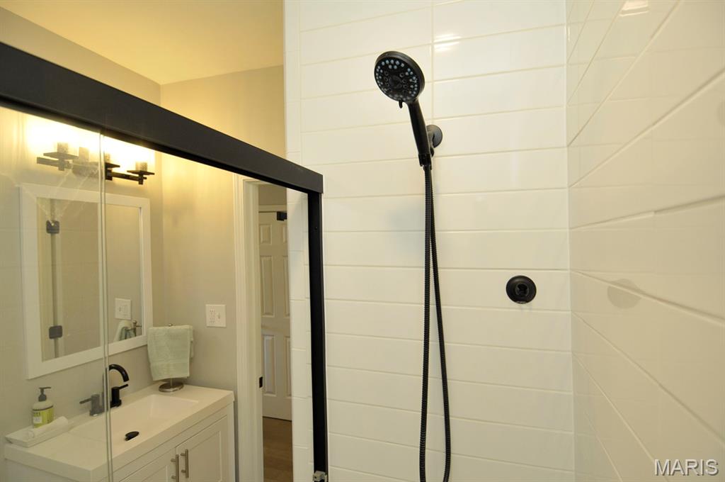 6622 Elmer Avenue Property Photo 29