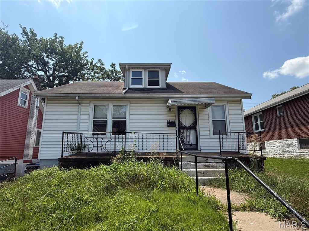 4844 Calvin Avenue Property Photo 1