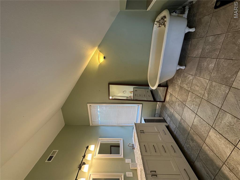 205 E Monroe Property Photo 40