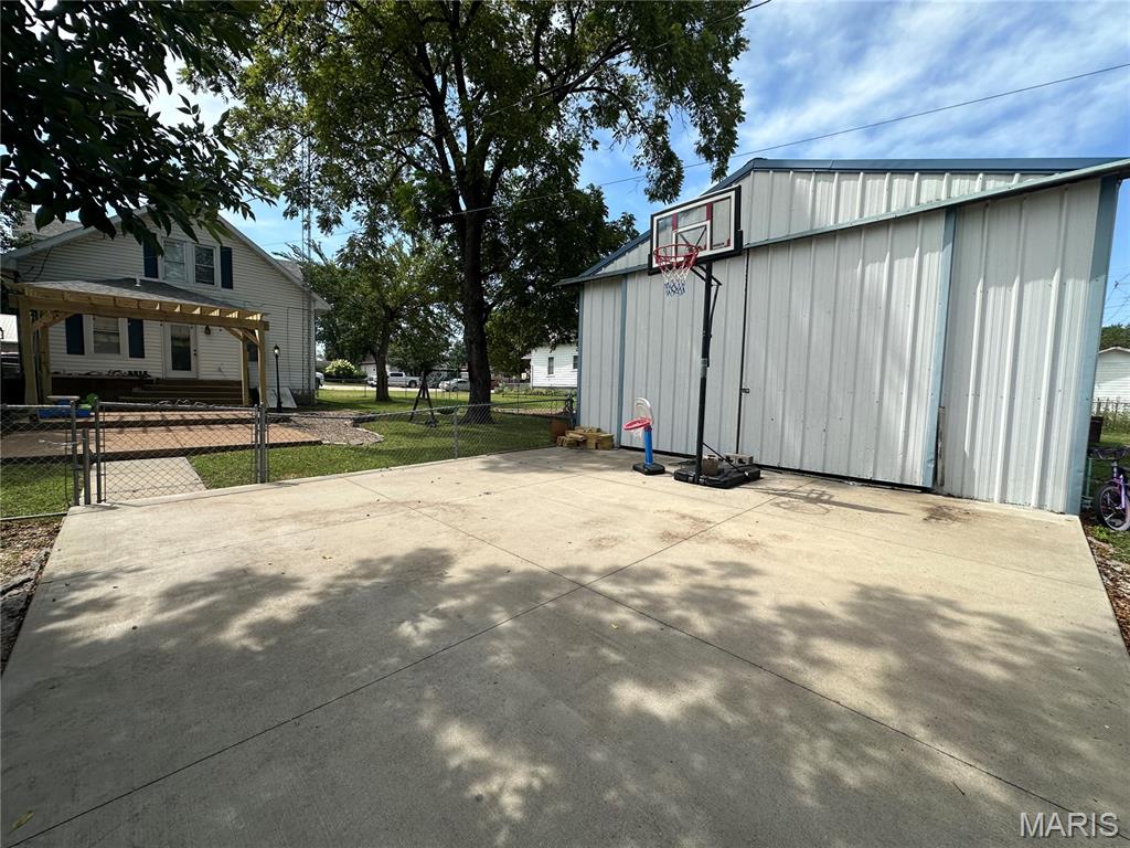 205 E Monroe Property Photo 50
