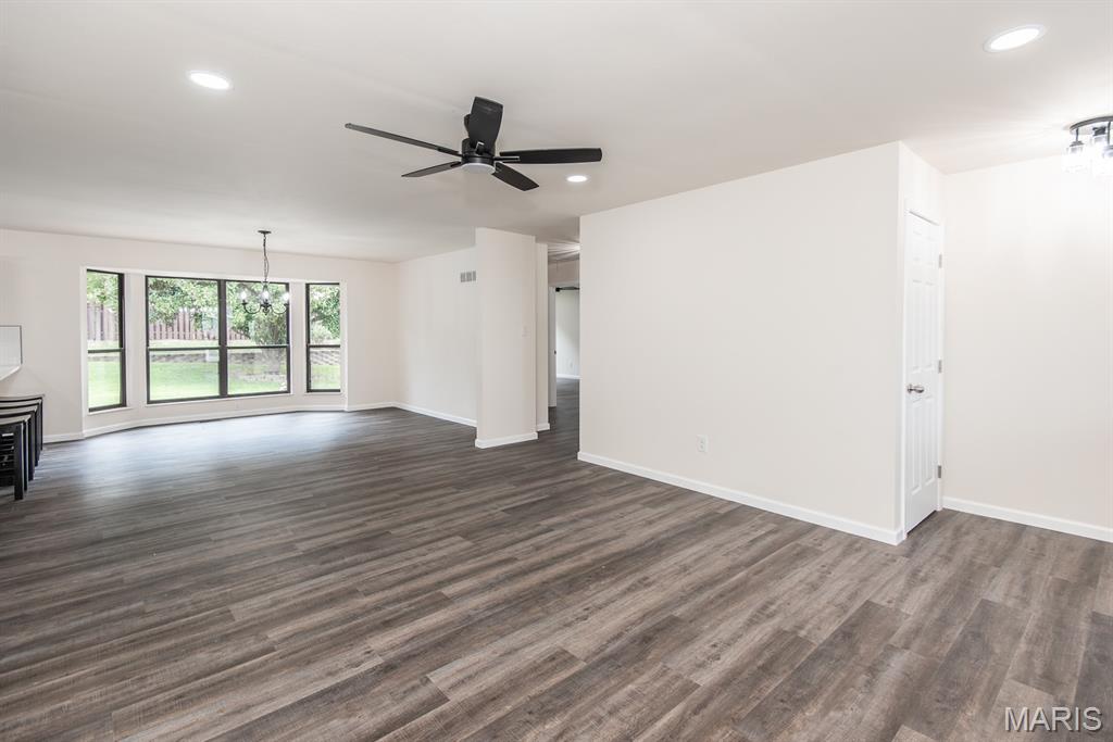 4315 Meadowgreen Estates Drive Property Photo 5