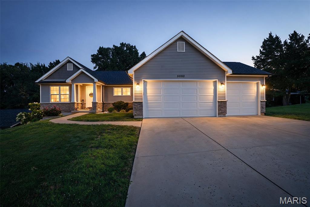 5092 Scenic View Acres Drive