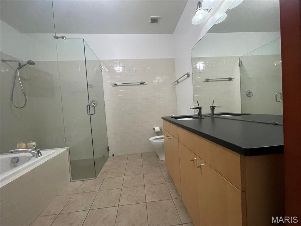 901 Washington Avenue 405 Property Photo 16
