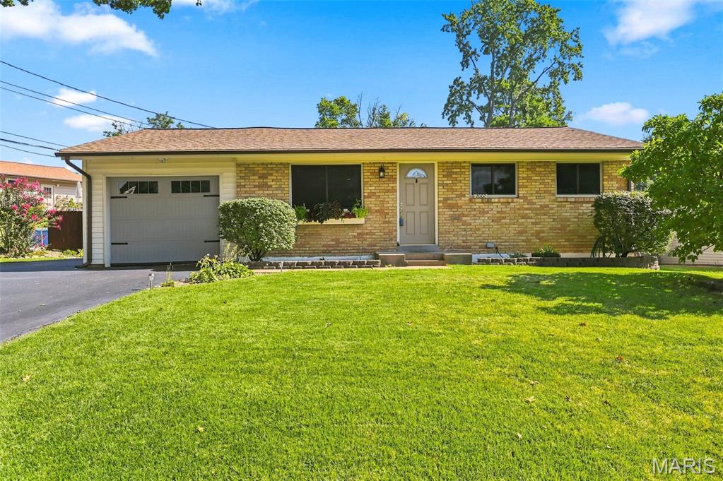 2002 Janiculum Drive Property Photo 1