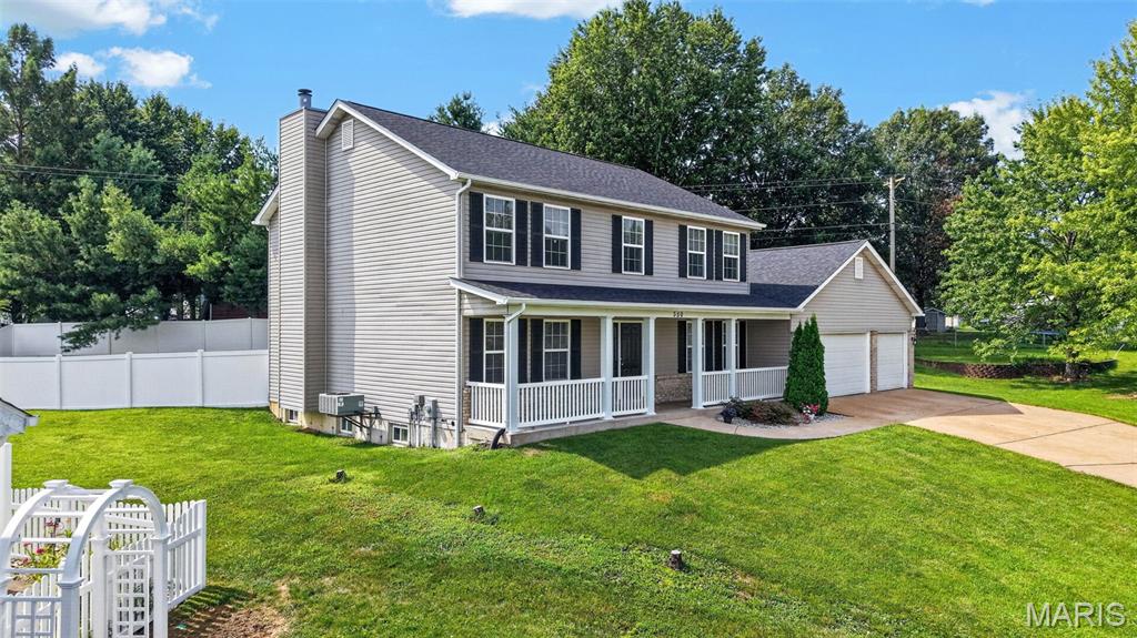 350 Villa Duschene Drive Property Photo 2