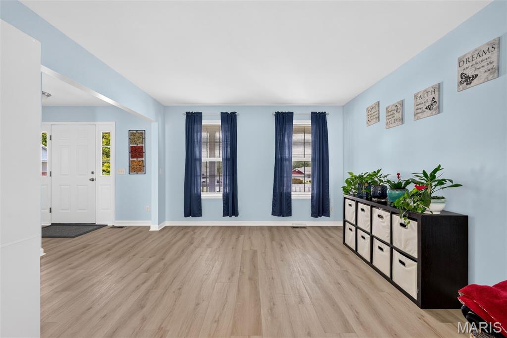 350 Villa Duschene Drive Property Photo 8