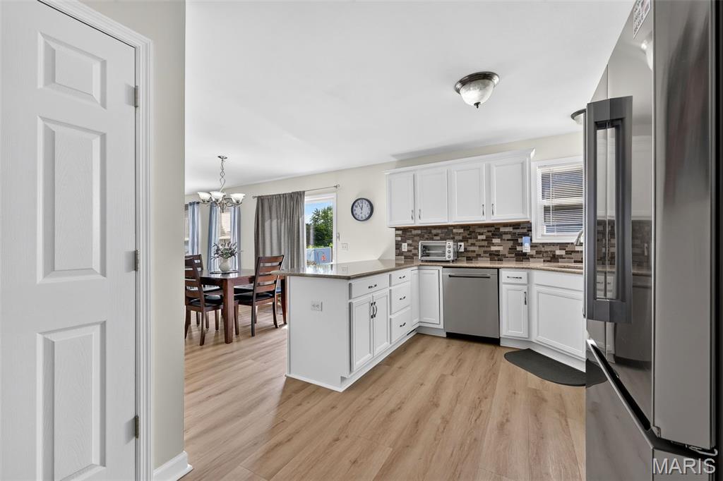 350 Villa Duschene Drive Property Photo 11