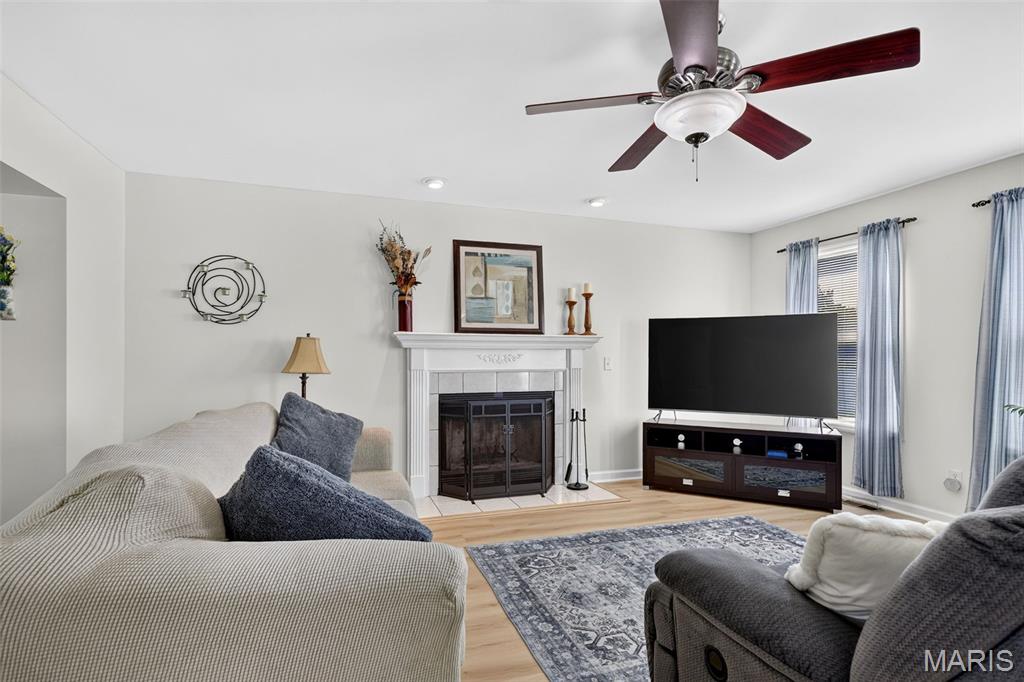 350 Villa Duschene Drive Property Photo 18
