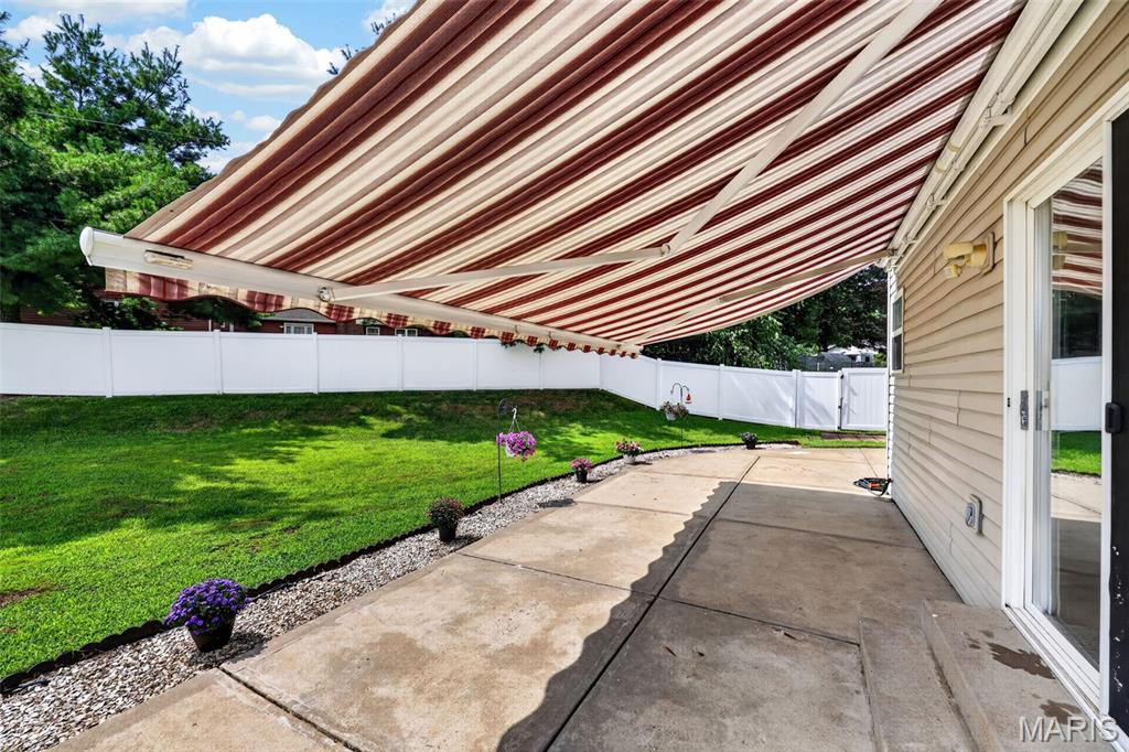 350 Villa Duschene Drive Property Photo 46