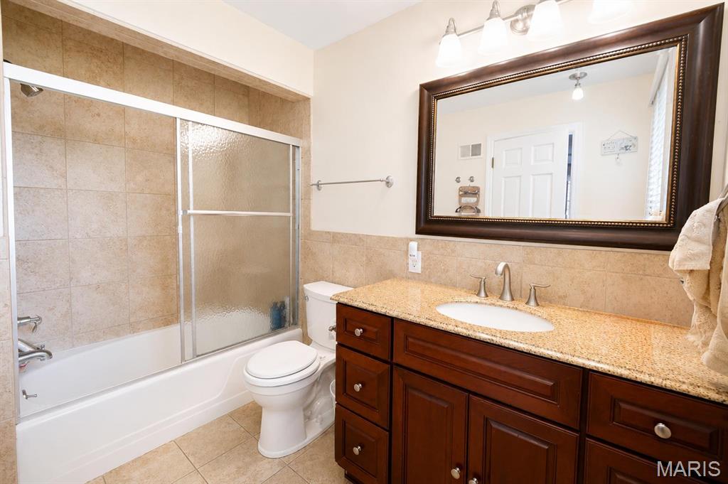 4900 Voltaire Drive Property Photo 21