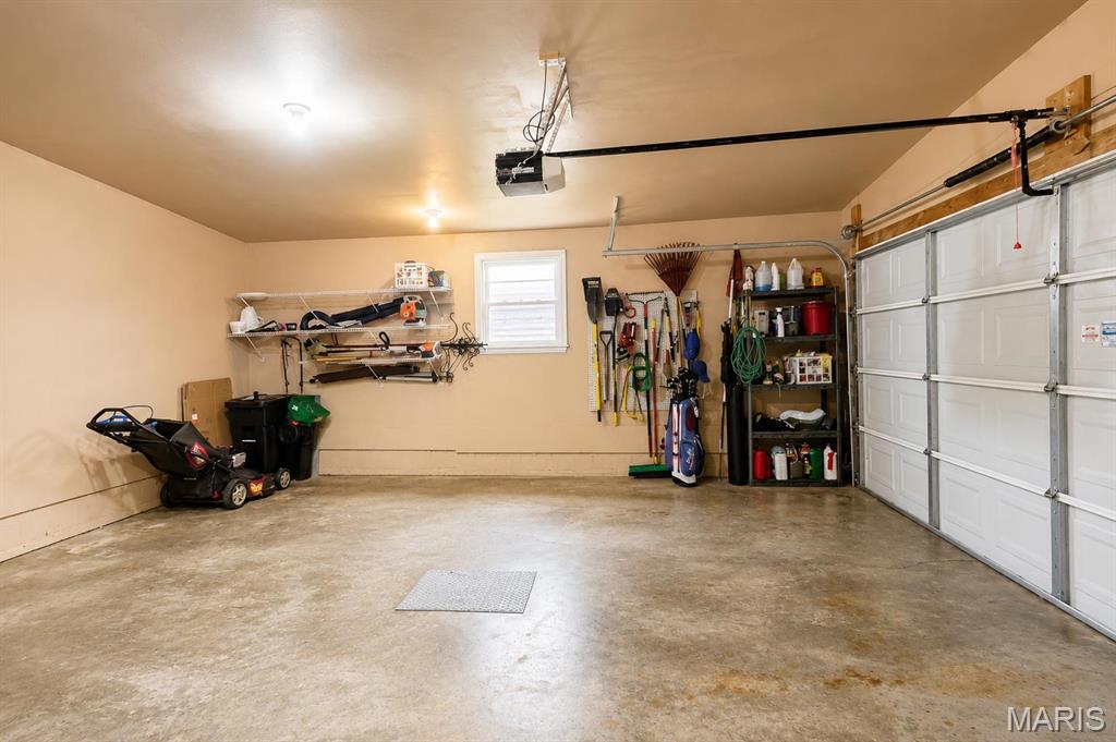 4900 Voltaire Drive Property Photo 44