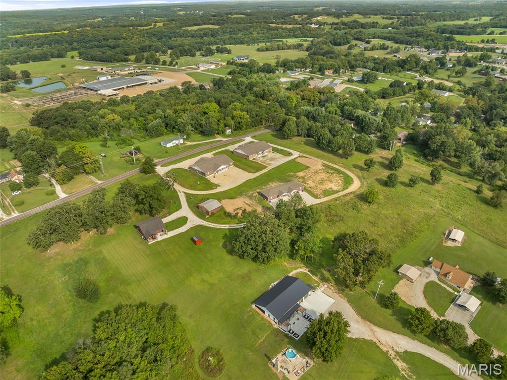 140 Highway V Property Photo 4