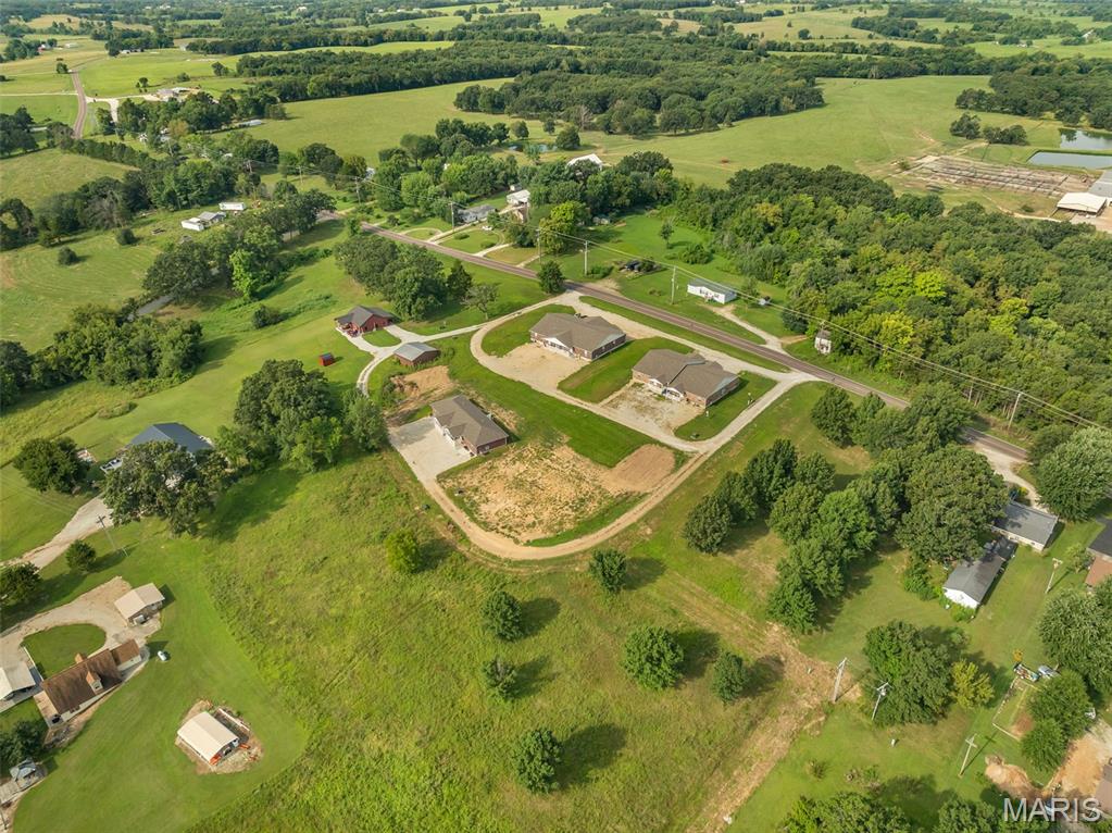 140 Highway V Property Photo 5