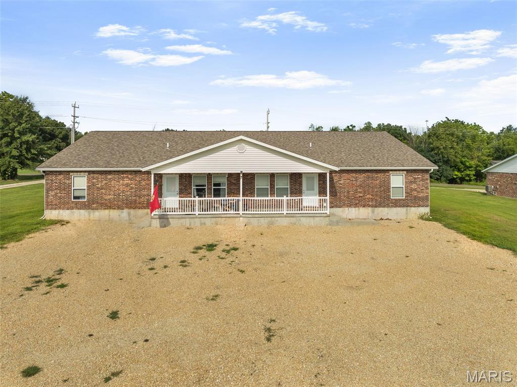 140 Highway V Property Photo 7