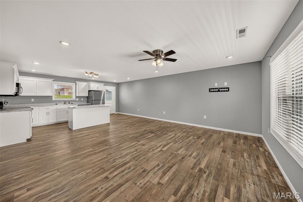 140 Highway V Property Photo 15