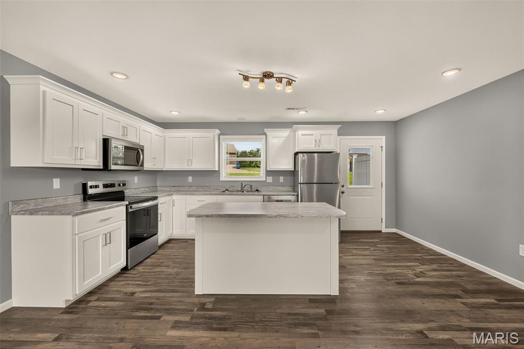 140 Highway V Property Photo 21